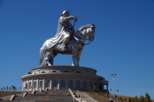 【旅人06】大草原で遊牧民気分！乗馬とチンギスハーン像をめぐる旅