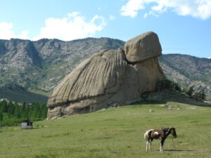 【旅人01】草原の暮らしと歴史にふれる ゲル泊り　1泊2日
